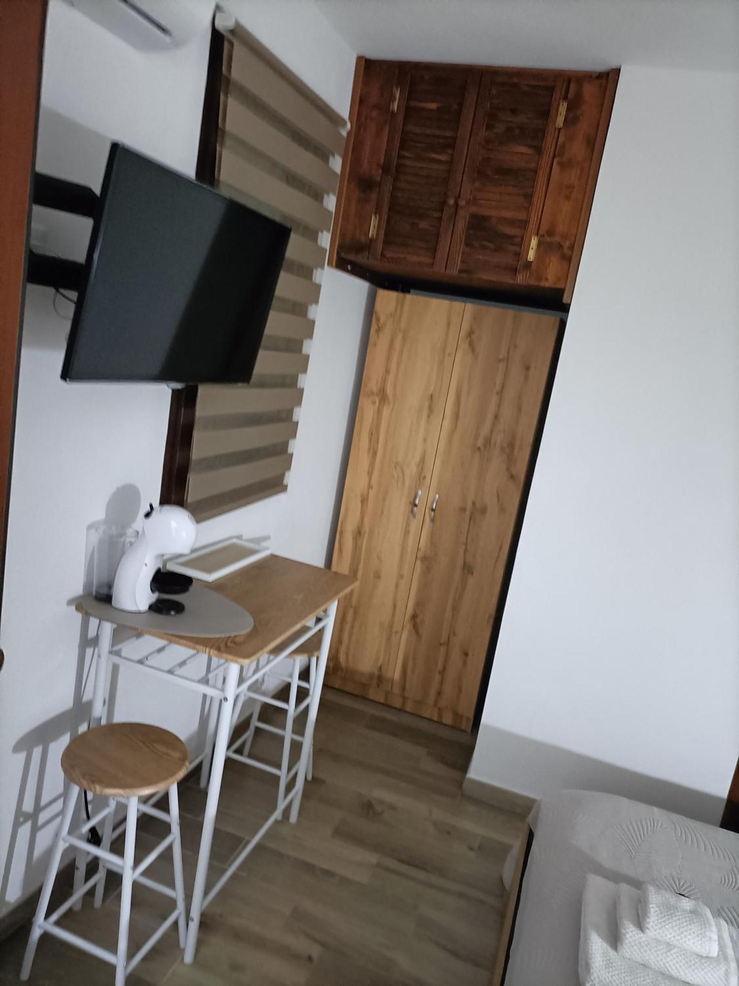 Bed And Breakfast Raggio Di Sole Иглесиас Экстерьер фото